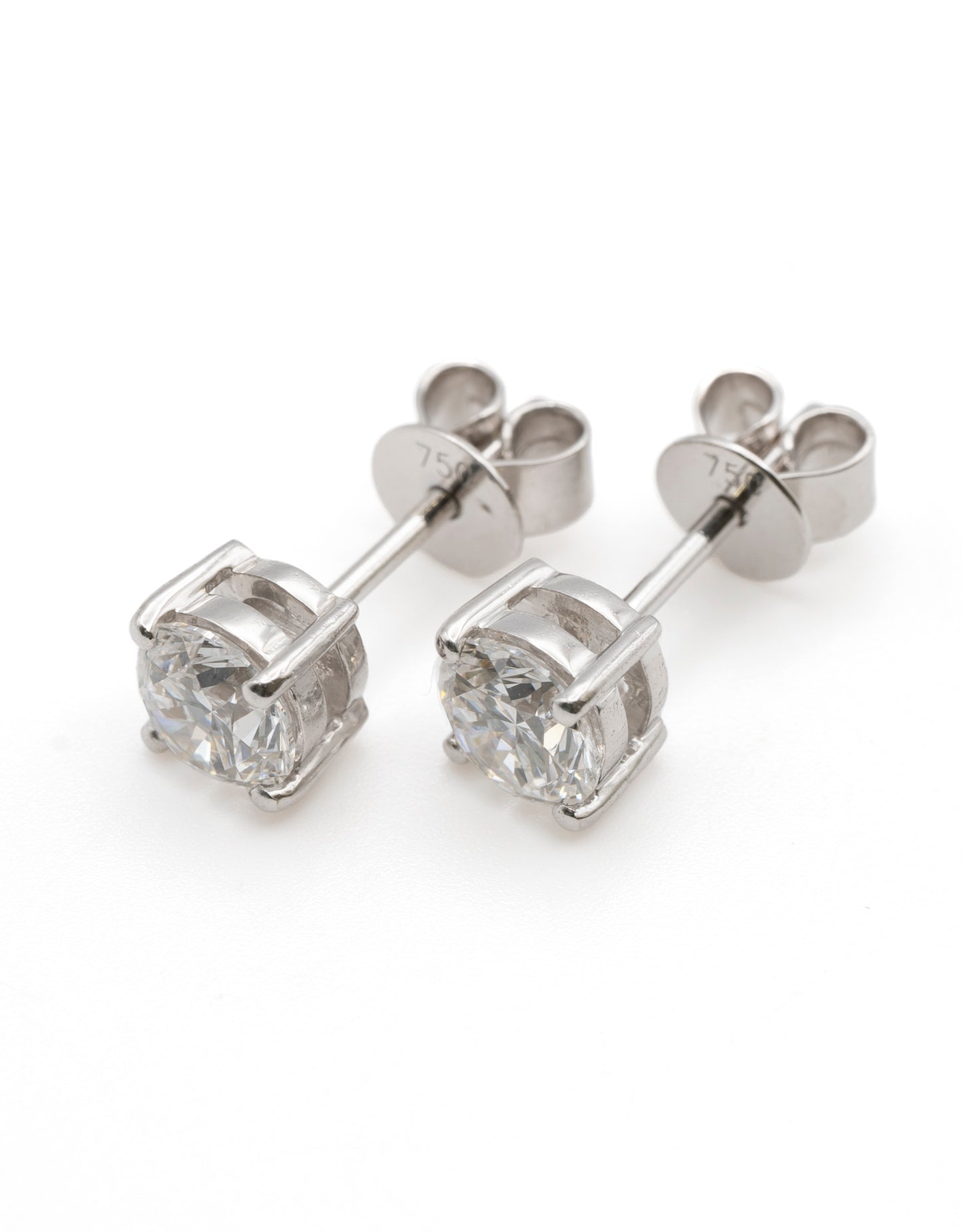 Diamond Stud Earrings 1.02CT