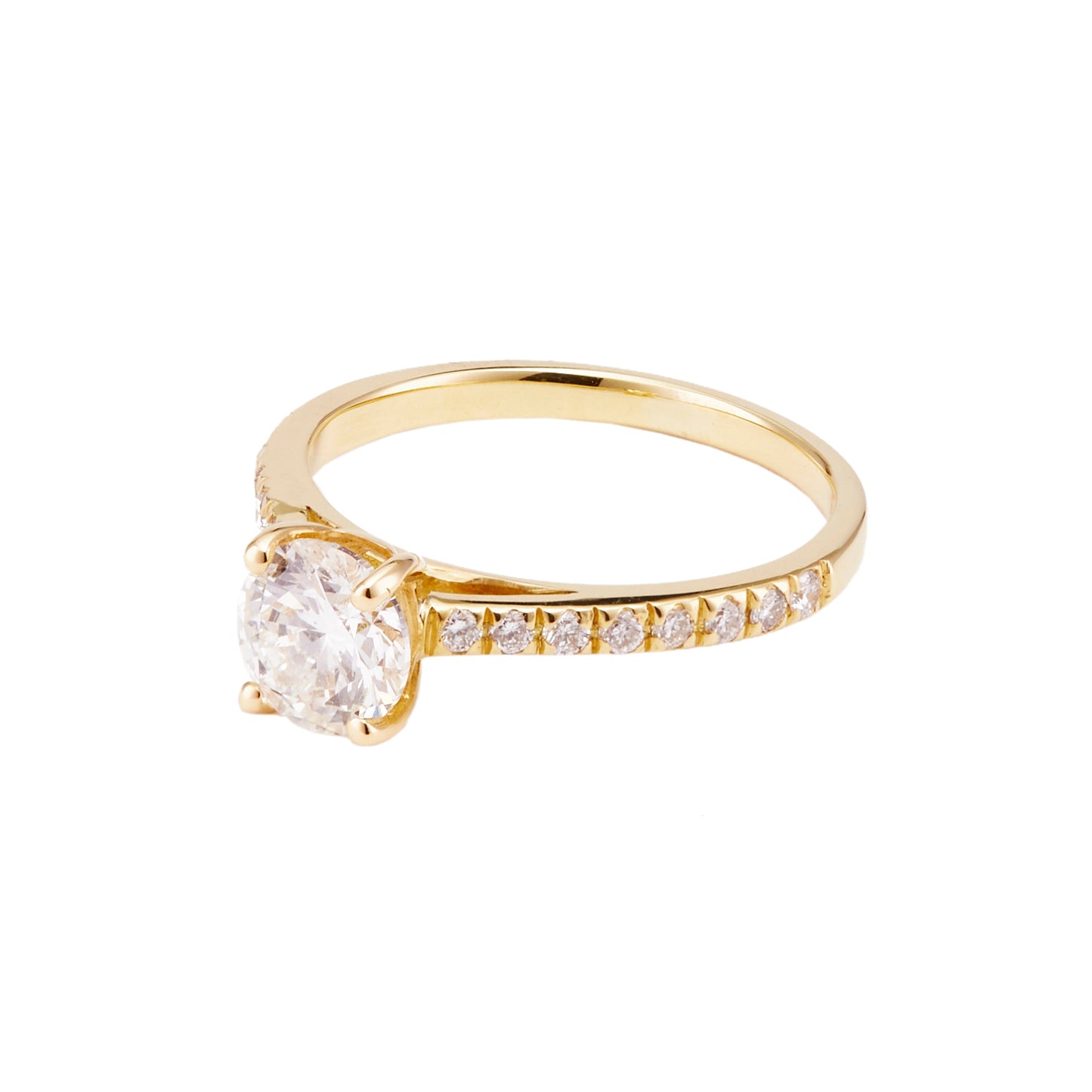 Round Brilliant Diamond Ring Shoulders