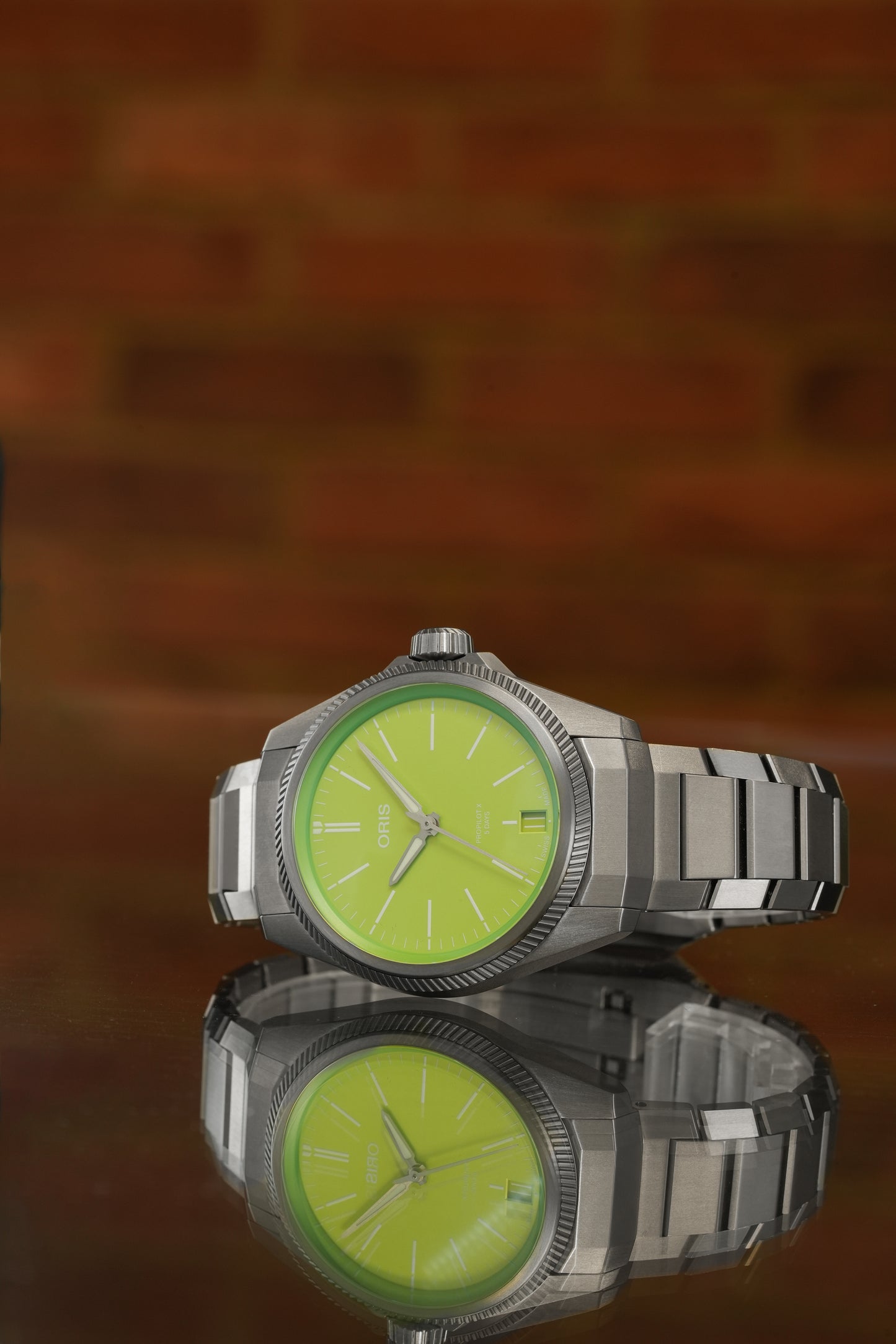 Oris Pro Pilot Kermit