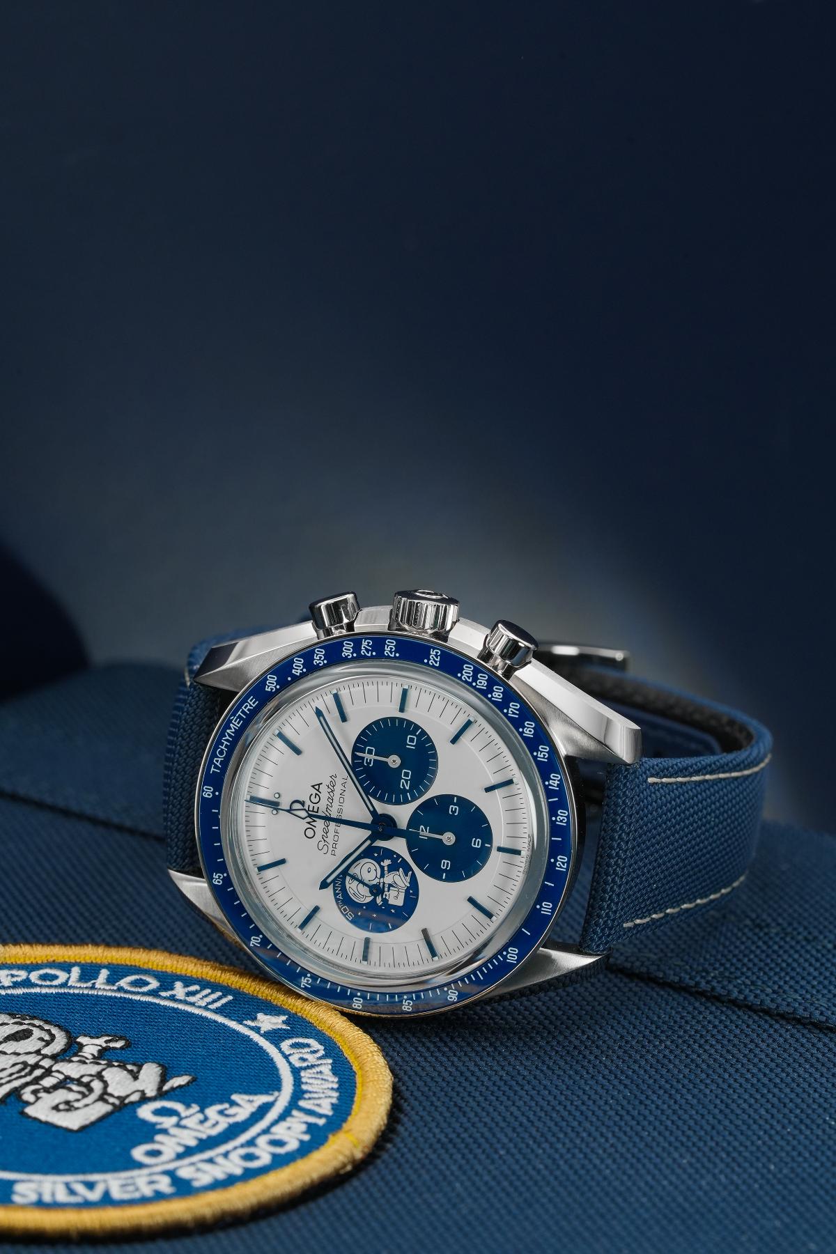 Omega Speedmaster 'Silver Snoopy Award'