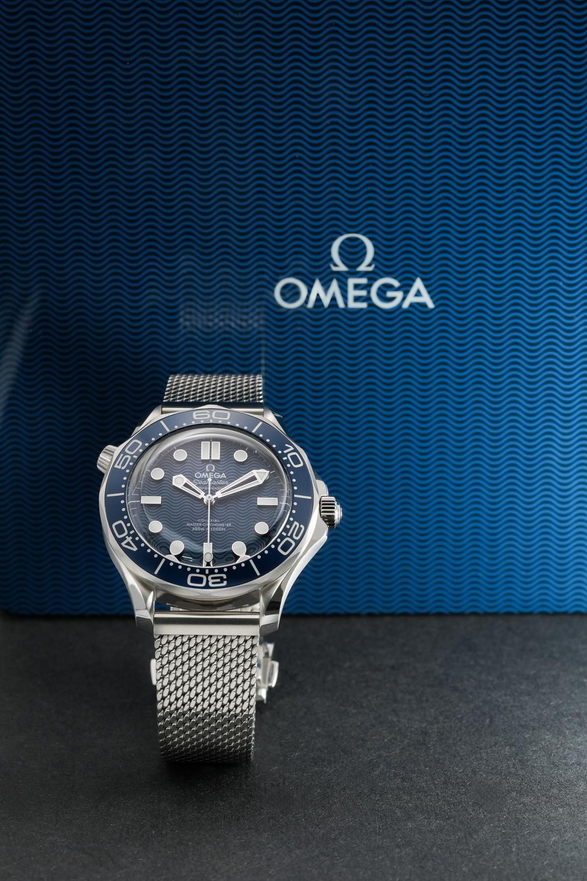 Omega Seamaster Diver James Bond 60th Anniversary